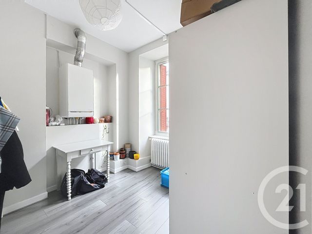 Appartement F2 à louer - 2 pièces - 58.0 m2 - MONTBELIARD - 25 - FRANCHE-COMTE - Century 21 Agence De La Gare
