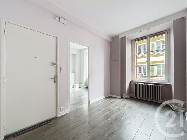 Appartement F2 à louer - 2 pièces - 58.0 m2 - MONTBELIARD - 25 - FRANCHE-COMTE - Century 21 Agence De La Gare