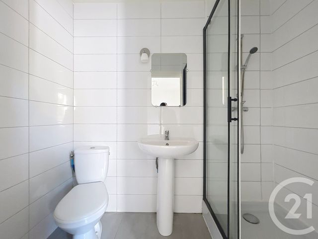 Appartement F2 à louer - 2 pièces - 25.4 m2 - MONTBELIARD - 25 - FRANCHE-COMTE - Century 21 Agence De La Gare