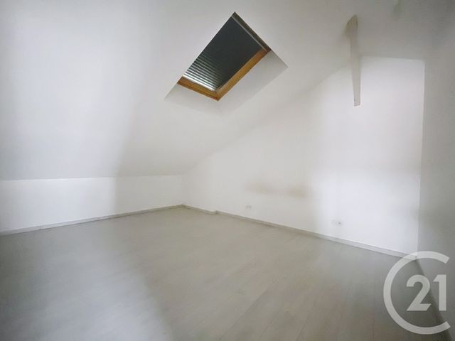 Appartement F3 à louer - 3 pièces - 67.15 m2 - MONTBELIARD - 25 - FRANCHE-COMTE - Century 21 Agence De La Gare