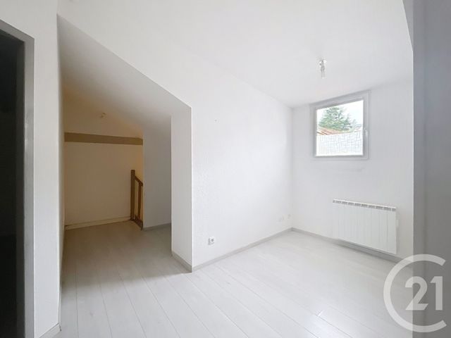 Appartement F3 à louer - 3 pièces - 67.15 m2 - MONTBELIARD - 25 - FRANCHE-COMTE - Century 21 Agence De La Gare