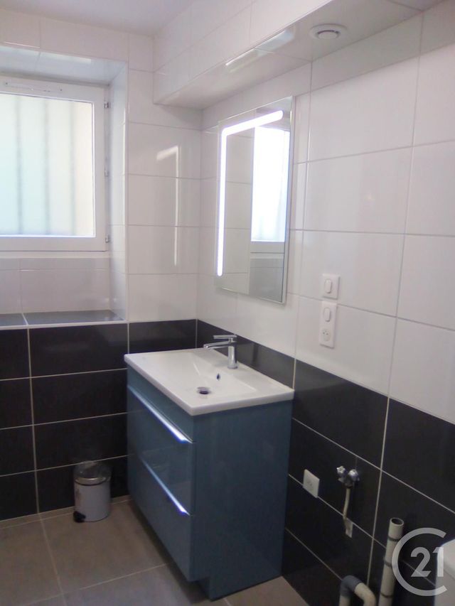 Appartement F2 à louer - 2 pièces - 40.16 m2 - MONTBELIARD - 25 - FRANCHE-COMTE - Century 21 Agence De La Gare
