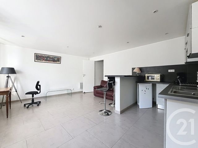 Appartement F2 à louer - 2 pièces - 40.16 m2 - MONTBELIARD - 25 - FRANCHE-COMTE - Century 21 Agence De La Gare