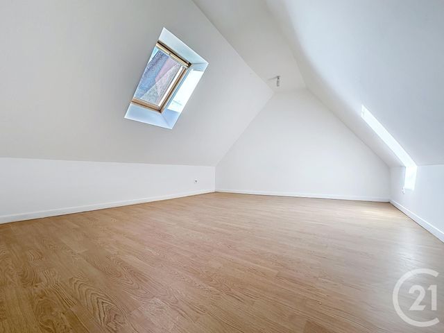 Appartement F2 à louer - 2 pièces - 42.0 m2 - HERICOURT - 70 - FRANCHE-COMTE - Century 21 Agence De La Gare