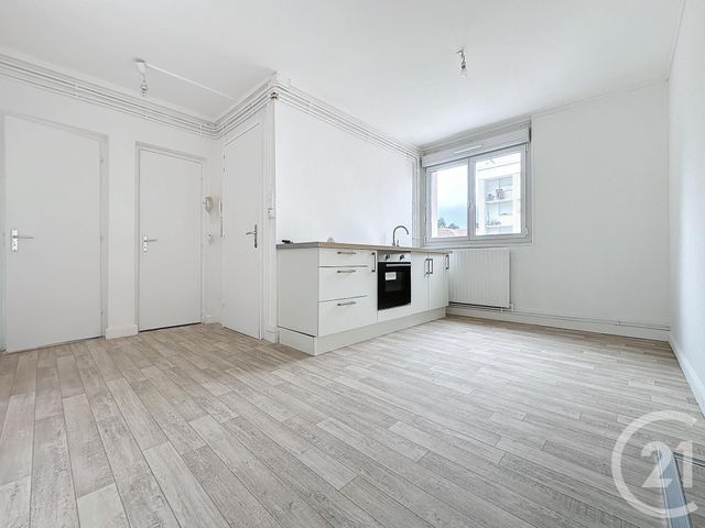 Appartement F5 à louer - 5 pièces - 79.0 m2 - MONTBELIARD - 25 - FRANCHE-COMTE - Century 21 Agence De La Gare