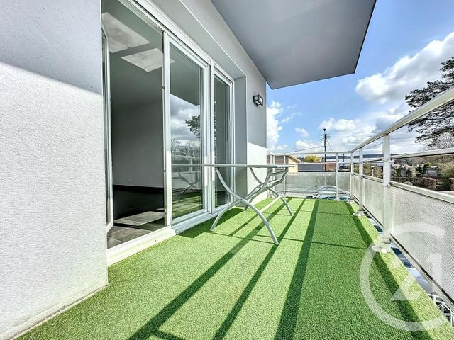 Appartement F4 à louer - 4 pièces - 82.0 m2 - AUDINCOURT - 25 - FRANCHE-COMTE - Century 21 Agence De La Gare