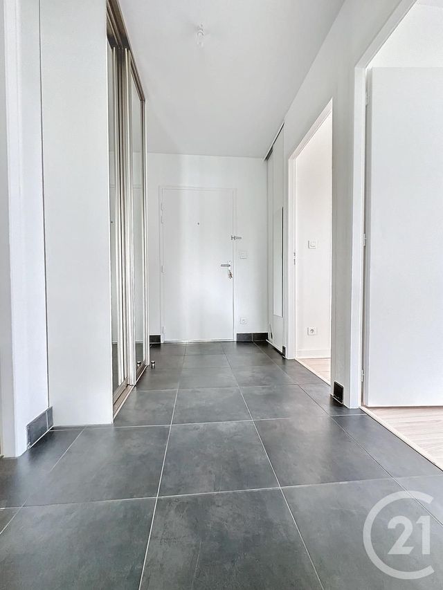 Appartement F4 à louer - 4 pièces - 82.0 m2 - AUDINCOURT - 25 - FRANCHE-COMTE - Century 21 Agence De La Gare