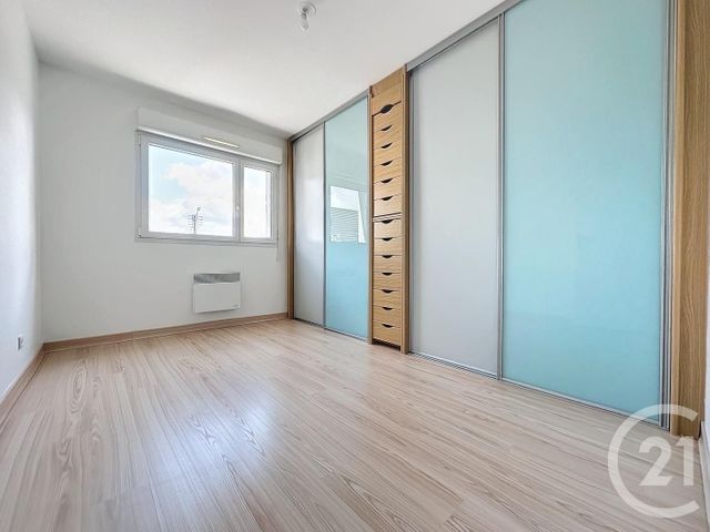 Appartement F4 à louer - 4 pièces - 82.0 m2 - AUDINCOURT - 25 - FRANCHE-COMTE - Century 21 Agence De La Gare