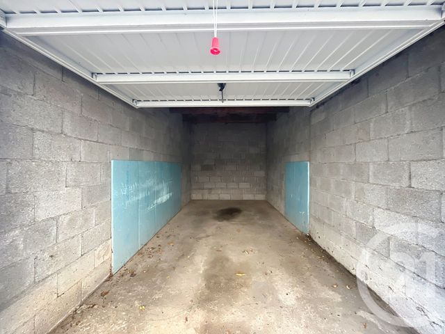 parking à louer - 13.0 m2 - MONTBELIARD - 25 - FRANCHE-COMTE - Century 21 Agence De La Gare