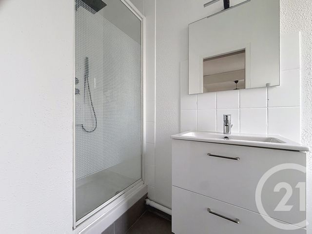 Appartement Studio à louer - 1 pièce - 25.0 m2 - SOCHAUX - 25 - FRANCHE-COMTE - Century 21 Agence De La Gare