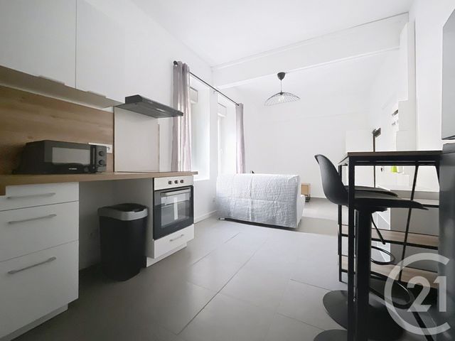 Appartement Studio à louer - 1 pièce - 25.0 m2 - SOCHAUX - 25 - FRANCHE-COMTE - Century 21 Agence De La Gare
