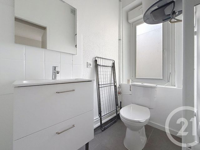 Appartement Studio à louer - 1 pièce - 25.0 m2 - SOCHAUX - 25 - FRANCHE-COMTE - Century 21 Agence De La Gare