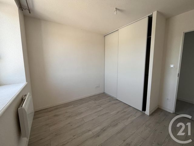 Appartement F3 à louer - 3 pièces - 60.0 m2 - MONTBELIARD - 25 - FRANCHE-COMTE - Century 21 Agence De La Gare