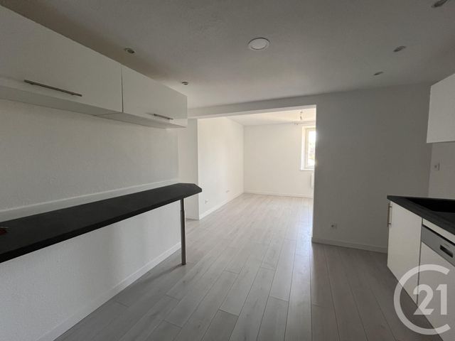 Appartement F3 à louer - 3 pièces - 60.0 m2 - MONTBELIARD - 25 - FRANCHE-COMTE - Century 21 Agence De La Gare