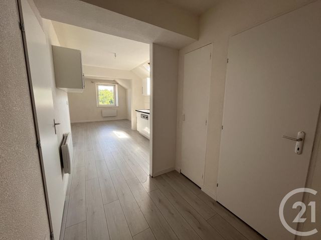 Appartement F3 à louer - 3 pièces - 60.0 m2 - MONTBELIARD - 25 - FRANCHE-COMTE - Century 21 Agence De La Gare