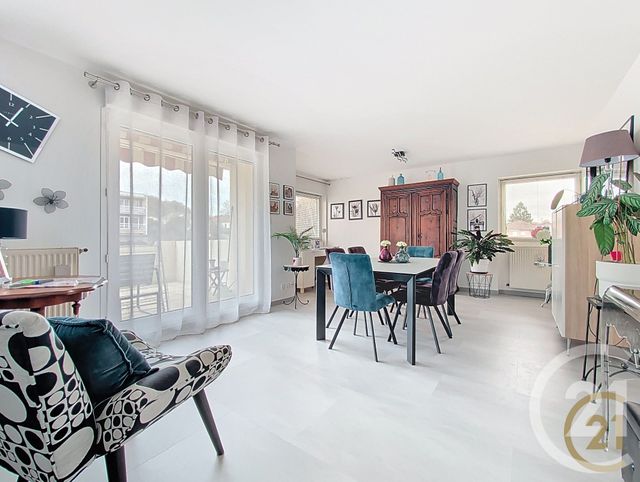 Appartement F6 à vendre - 6 pièces - 119.06 m2 - MONTBELIARD - 25 - FRANCHE-COMTE - Century 21 Agence De La Gare