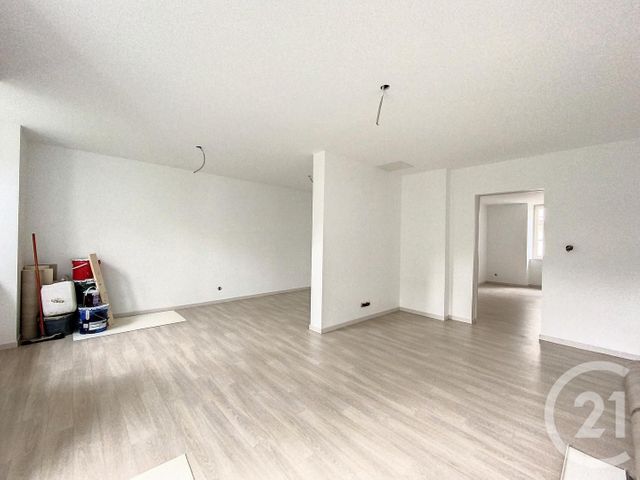 Appartement F2 à louer - 2 pièces - 55.0 m2 - MONTBELIARD - 25 - FRANCHE-COMTE - Century 21 Agence De La Gare