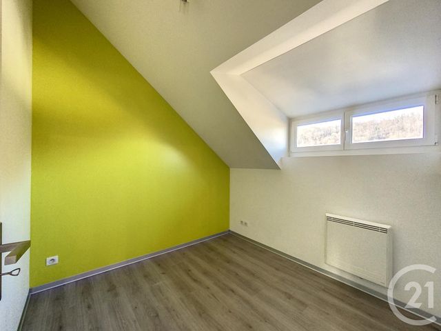 Appartement F3 à louer - 3 pièces - 50.0 m2 - HERIMONCOURT - 25 - FRANCHE-COMTE - Century 21 Agence De La Gare