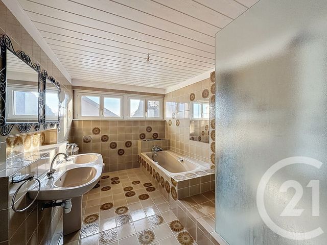 maison à vendre - 10 pièces - 292.95 m2 - VIEUX CHARMONT - 25 - FRANCHE-COMTE - Century 21 Agence De La Gare