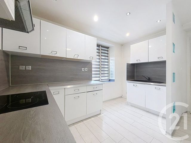 Appartement F4 à louer - 4 pièces - 32.49 m2 - EXINCOURT - 25 - FRANCHE-COMTE - Century 21 Agence De La Gare