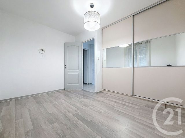 Appartement F4 à louer - 4 pièces - 32.49 m2 - EXINCOURT - 25 - FRANCHE-COMTE - Century 21 Agence De La Gare