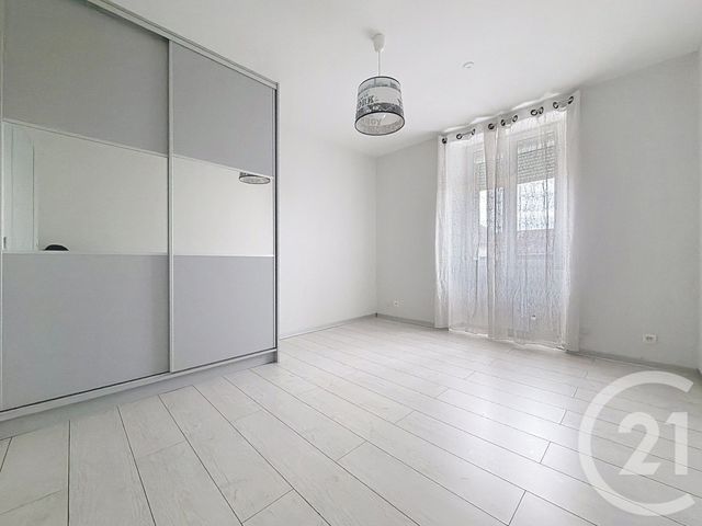 Appartement F4 à louer - 4 pièces - 32.49 m2 - EXINCOURT - 25 - FRANCHE-COMTE - Century 21 Agence De La Gare
