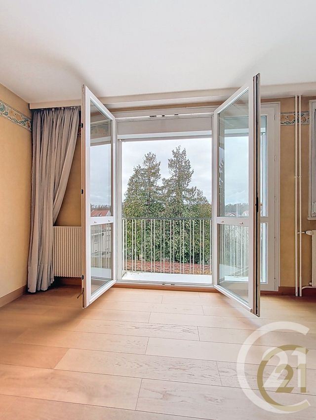 Appartement F4 à vendre - 4 pièces - 75.94 m2 - AUDINCOURT - 25 - FRANCHE-COMTE - Century 21 Agence De La Gare