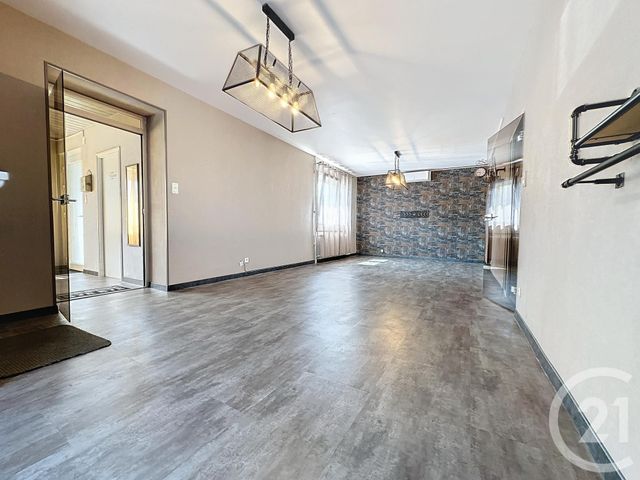 maison à louer - 5 pièces - 130.0 m2 - VALDOIE - 90 - FRANCHE-COMTE - Century 21 Agence De La Gare