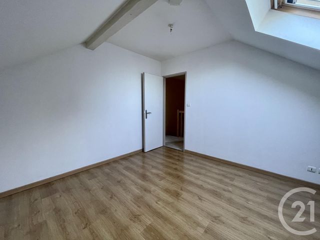 Appartement F4 à louer - 4 pièces - 80.0 m2 - BEUTAL - 25 - FRANCHE-COMTE - Century 21 Agence De La Gare