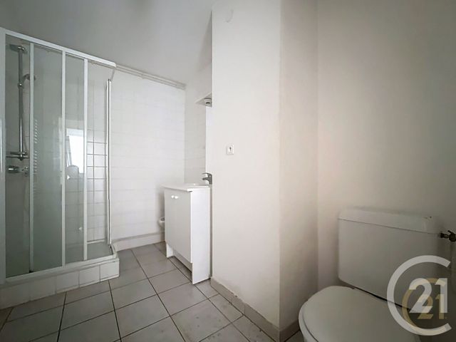 Appartement F2 à vendre - 3 pièces - 41.9 m2 - MONTBELIARD - 25 - FRANCHE-COMTE - Century 21 Agence De La Gare