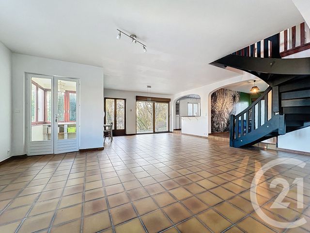 maison à vendre - 7 pièces - 268.0 m2 - MONTBELIARD - 25 - FRANCHE-COMTE - Century 21 Agence De La Gare