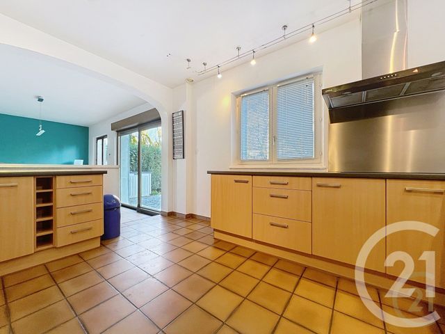 maison à vendre - 7 pièces - 268.0 m2 - MONTBELIARD - 25 - FRANCHE-COMTE - Century 21 Agence De La Gare