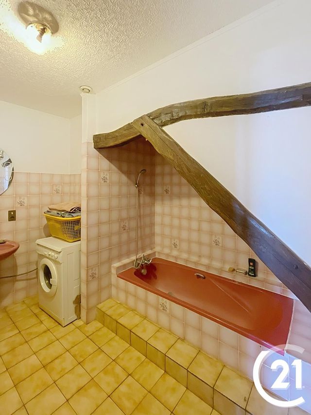 Appartement F3 à vendre - 3 pièces - 74.88 m2 - GOUX LES DAMBELIN - 25 - FRANCHE-COMTE - Century 21 Agence De La Gare