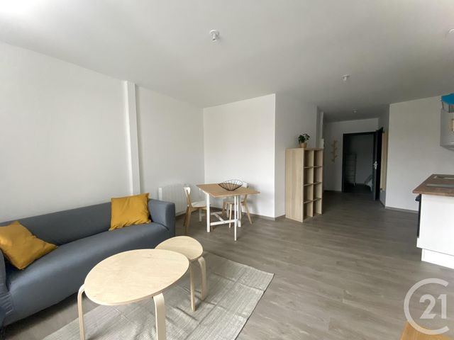Appartement F1 à louer - 1 pièce - 37.0 m2 - AUDINCOURT - 25 - FRANCHE-COMTE - Century 21 Agence De La Gare