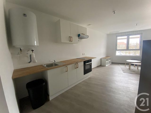 Appartement F1 à louer - 1 pièce - 37.0 m2 - AUDINCOURT - 25 - FRANCHE-COMTE - Century 21 Agence De La Gare