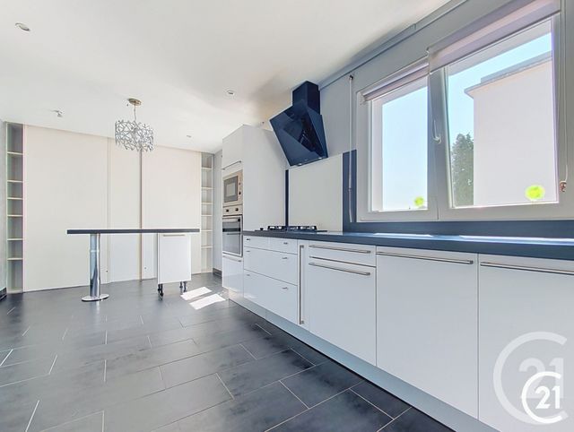 Appartement F6 à vendre - 6 pièces - 133.6 m2 - MONTBELIARD - 25 - FRANCHE-COMTE - Century 21 Agence De La Gare