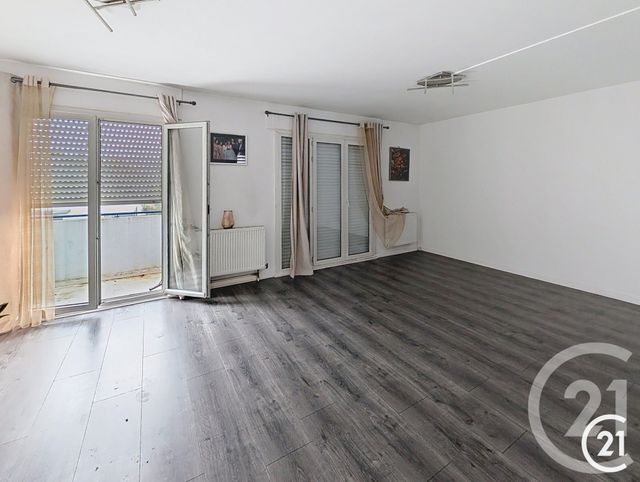 Appartement F6 à vendre - 6 pièces - 133.6 m2 - MONTBELIARD - 25 - FRANCHE-COMTE - Century 21 Agence De La Gare