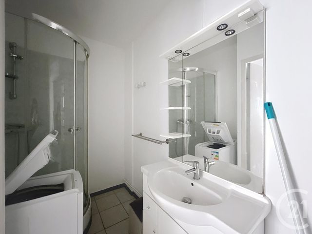 Appartement F2 à louer - 2 pièces - 45.06 m2 - MONTBELIARD - 25 - FRANCHE-COMTE - Century 21 Agence De La Gare