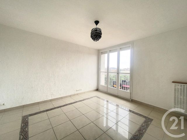 Appartement F3 à louer - 3 pièces - 54.0 m2 - MONTBELIARD - 25 - FRANCHE-COMTE - Century 21 Agence De La Gare