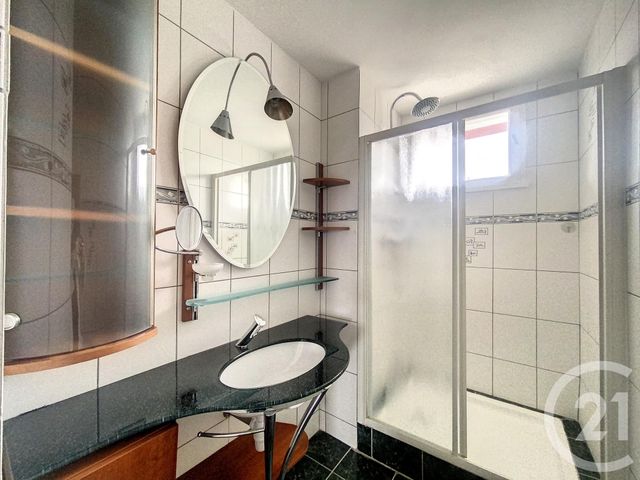 Appartement F3 à louer - 3 pièces - 54.0 m2 - MONTBELIARD - 25 - FRANCHE-COMTE - Century 21 Agence De La Gare