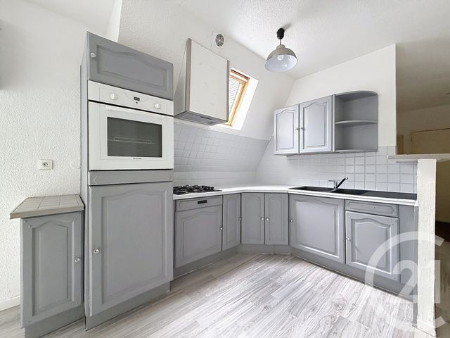 Appartement F3 à louer - 3 pièces - 80.0 m2 - SELONCOURT - 25 - FRANCHE-COMTE - Century 21 Agence De La Gare