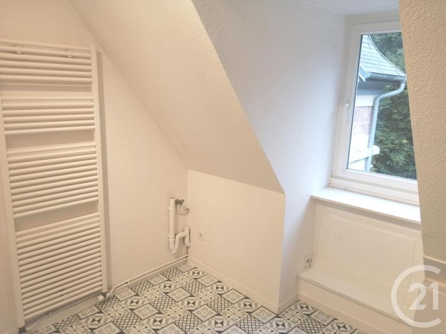 Appartement F3 à louer - 3 pièces - 80.0 m2 - SELONCOURT - 25 - FRANCHE-COMTE - Century 21 Agence De La Gare