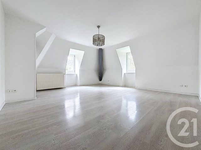 Appartement F3 à louer - 3 pièces - 80.0 m2 - SELONCOURT - 25 - FRANCHE-COMTE - Century 21 Agence De La Gare