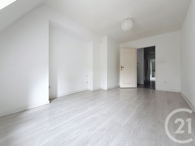 Appartement F3 à louer - 3 pièces - 80.0 m2 - SELONCOURT - 25 - FRANCHE-COMTE - Century 21 Agence De La Gare