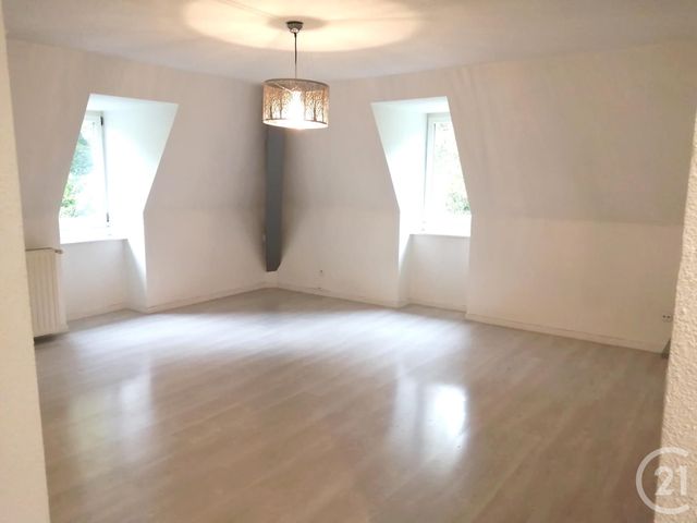 Appartement F3 à louer - 3 pièces - 80.0 m2 - SELONCOURT - 25 - FRANCHE-COMTE - Century 21 Agence De La Gare