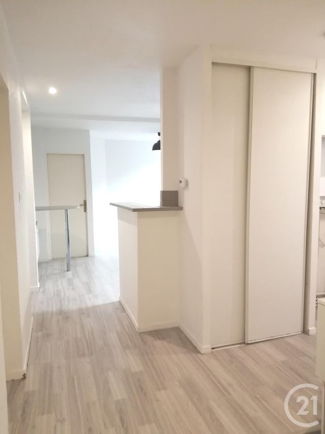 Appartement F3 à louer - 3 pièces - 80.0 m2 - SELONCOURT - 25 - FRANCHE-COMTE - Century 21 Agence De La Gare