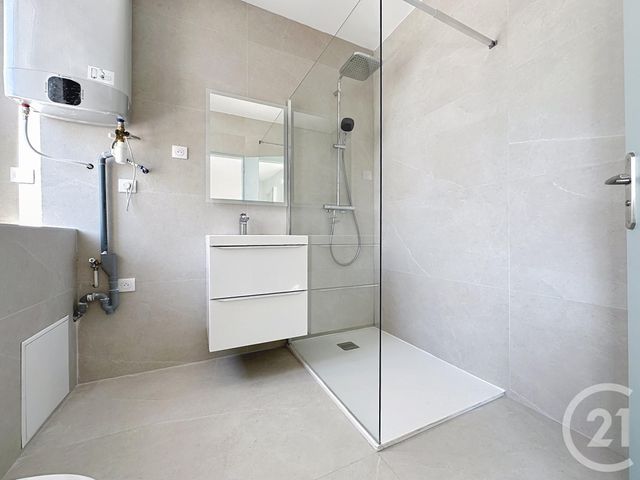 Appartement T2 à louer - 2 pièces - 46.0 m2 - MONTBELIARD - 25 - FRANCHE-COMTE - Century 21 Agence De La Gare