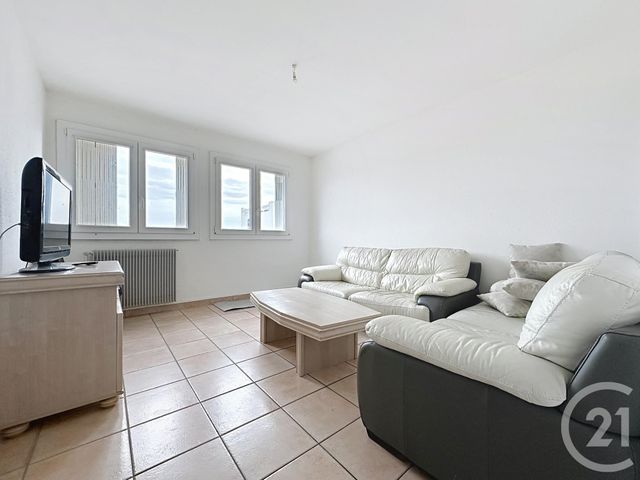 Appartement F3 à louer - 3 pièces - 58.0 m2 - SOCHAUX - 25 - FRANCHE-COMTE - Century 21 Agence De La Gare