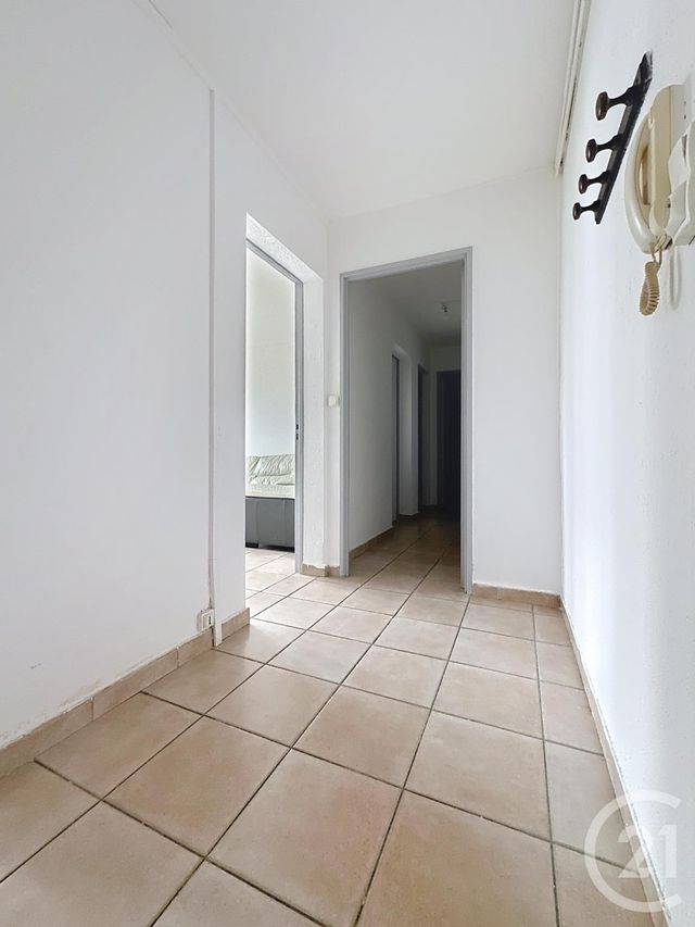 Appartement F3 à louer - 3 pièces - 58.0 m2 - SOCHAUX - 25 - FRANCHE-COMTE - Century 21 Agence De La Gare