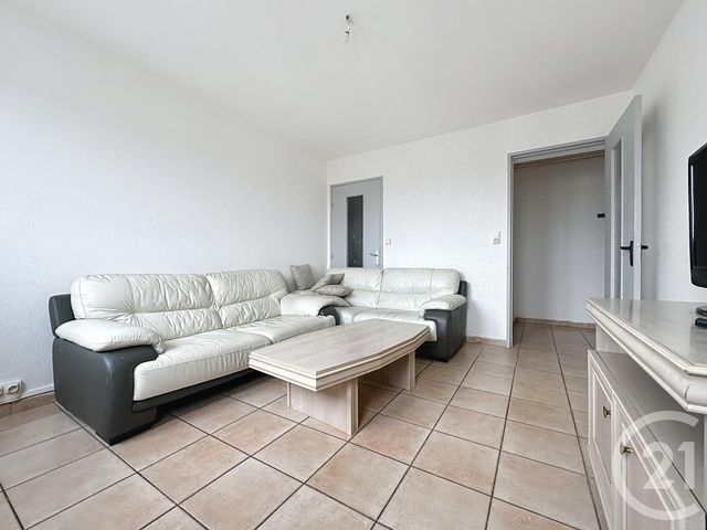Appartement F3 à louer - 3 pièces - 58.0 m2 - SOCHAUX - 25 - FRANCHE-COMTE - Century 21 Agence De La Gare